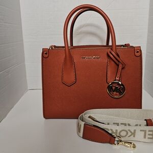 Michael Kors Maple SM Satchel W/ WBG Leather